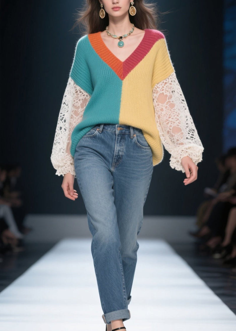 Effortlessly Elegant Sweater with a Timeless Design