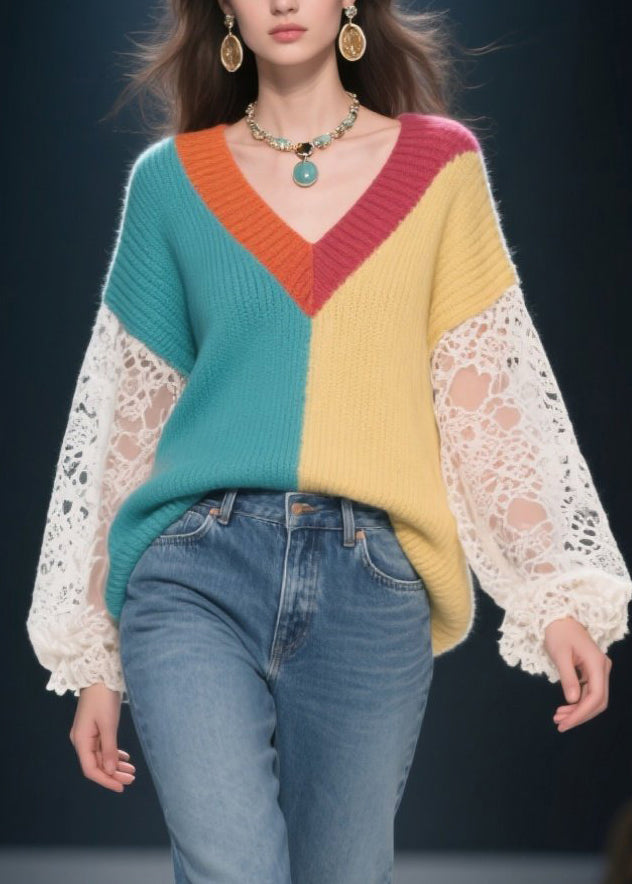 Effortlessly Elegant Sweater with a Timeless Design