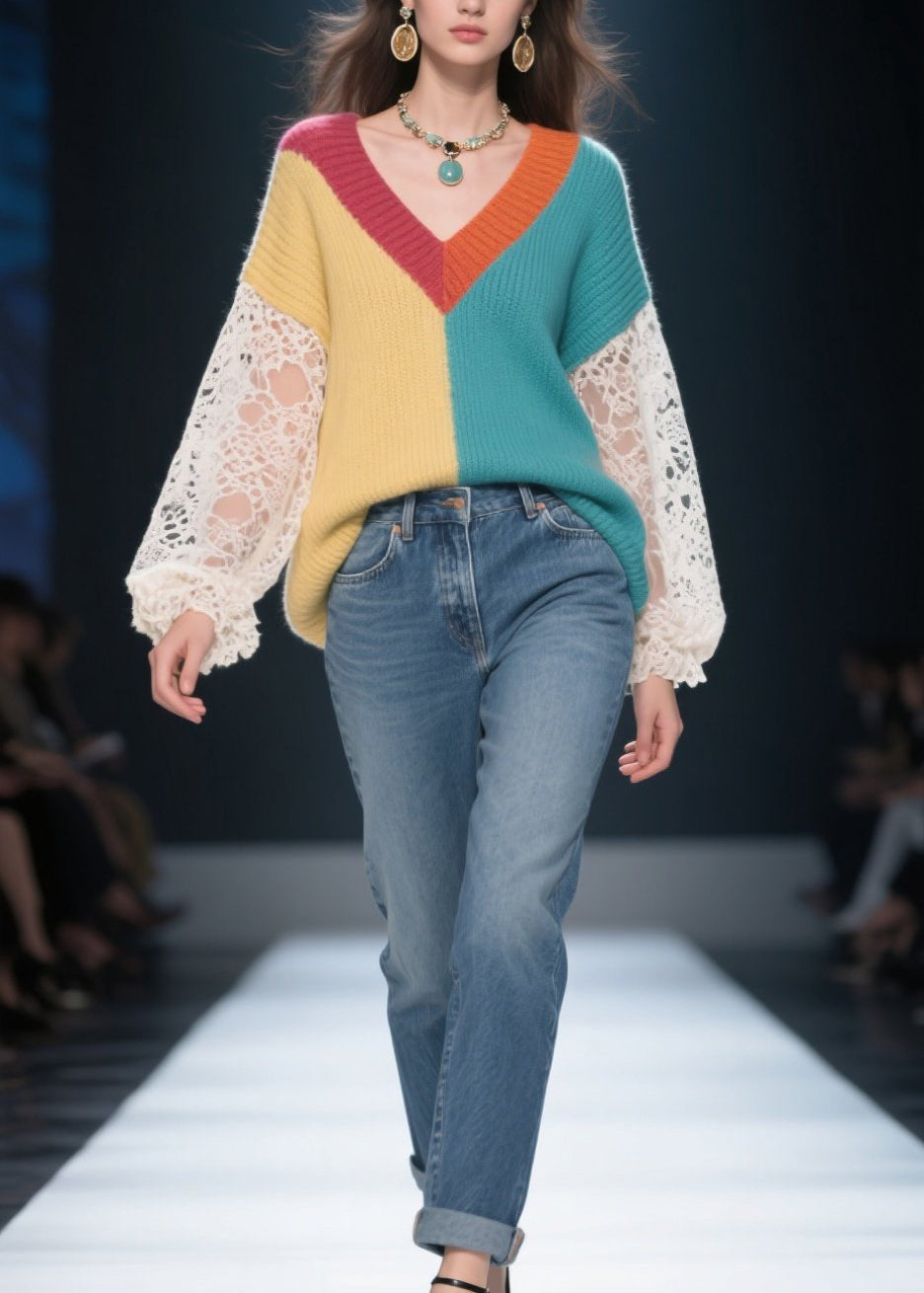 Effortlessly Elegant Sweater with a Timeless Design