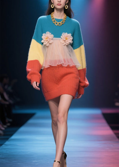 Well Tailored Sweater with a Graceful Silhouette