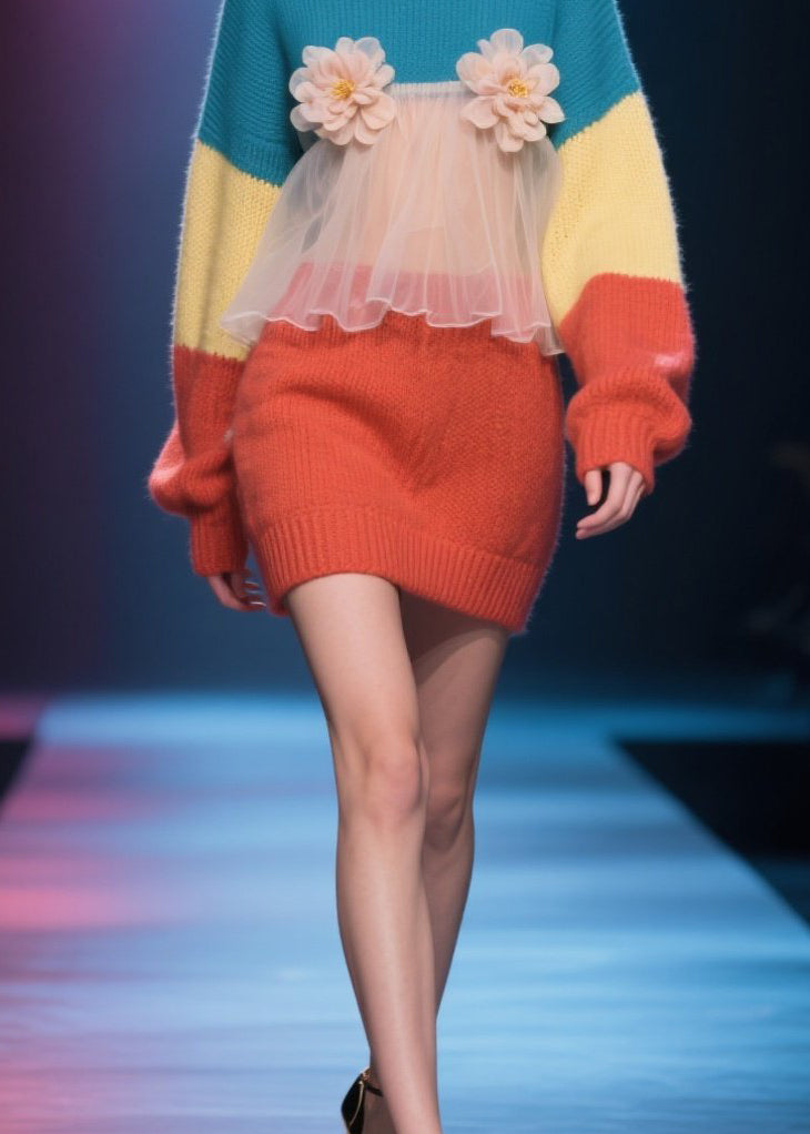 Well Tailored Sweater with a Graceful Silhouette