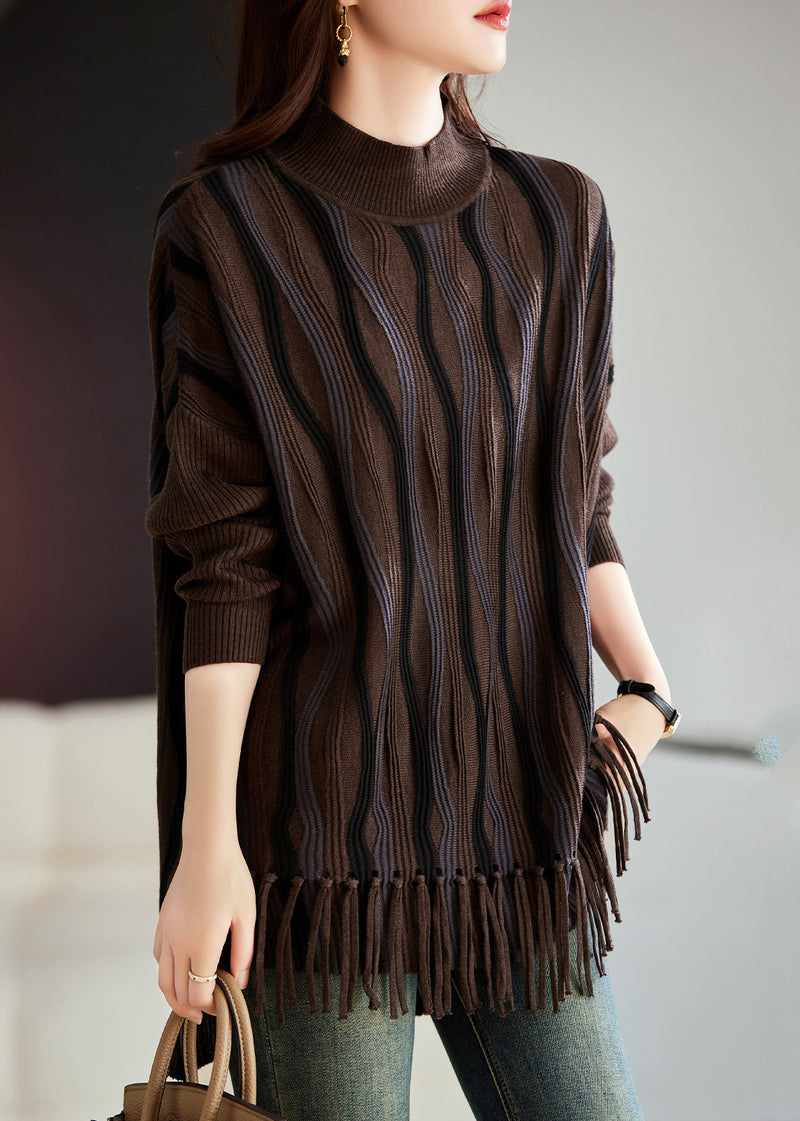 Well Tailored Sweater with a Graceful Silhouette