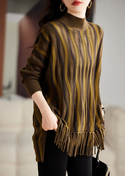 Well Tailored Sweater with a Graceful Silhouette