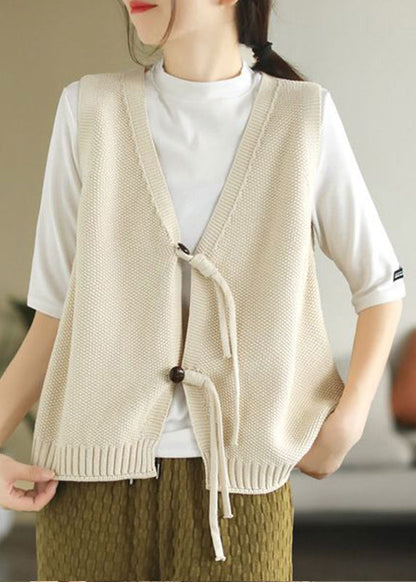Gracefully Styled Coat for Any Occasion