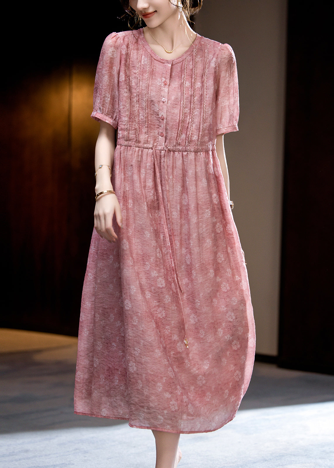 Classic Vintage & Enduringly Stylish Dress