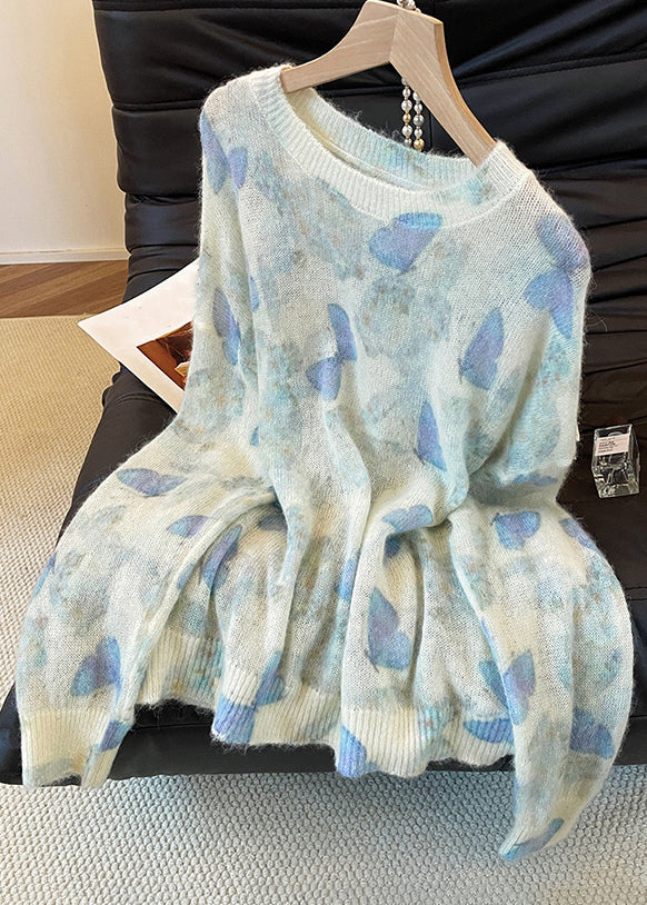 Gracefully Styled Sweater for Any Occasion