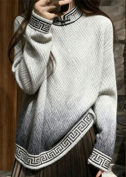 Classic Vintage Sweater with a Flattering Fit