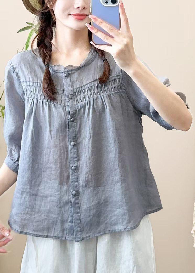 Classic Vintage Shirt with a Flattering Fit