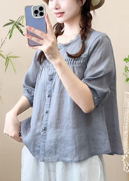 Classic Vintage Shirt with a Flattering Fit