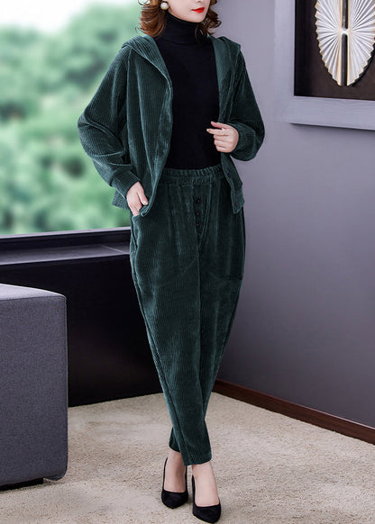Polished Pants with an Effortless Classic Look