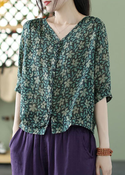 Gracefully Styled Blouse for Any Occasion