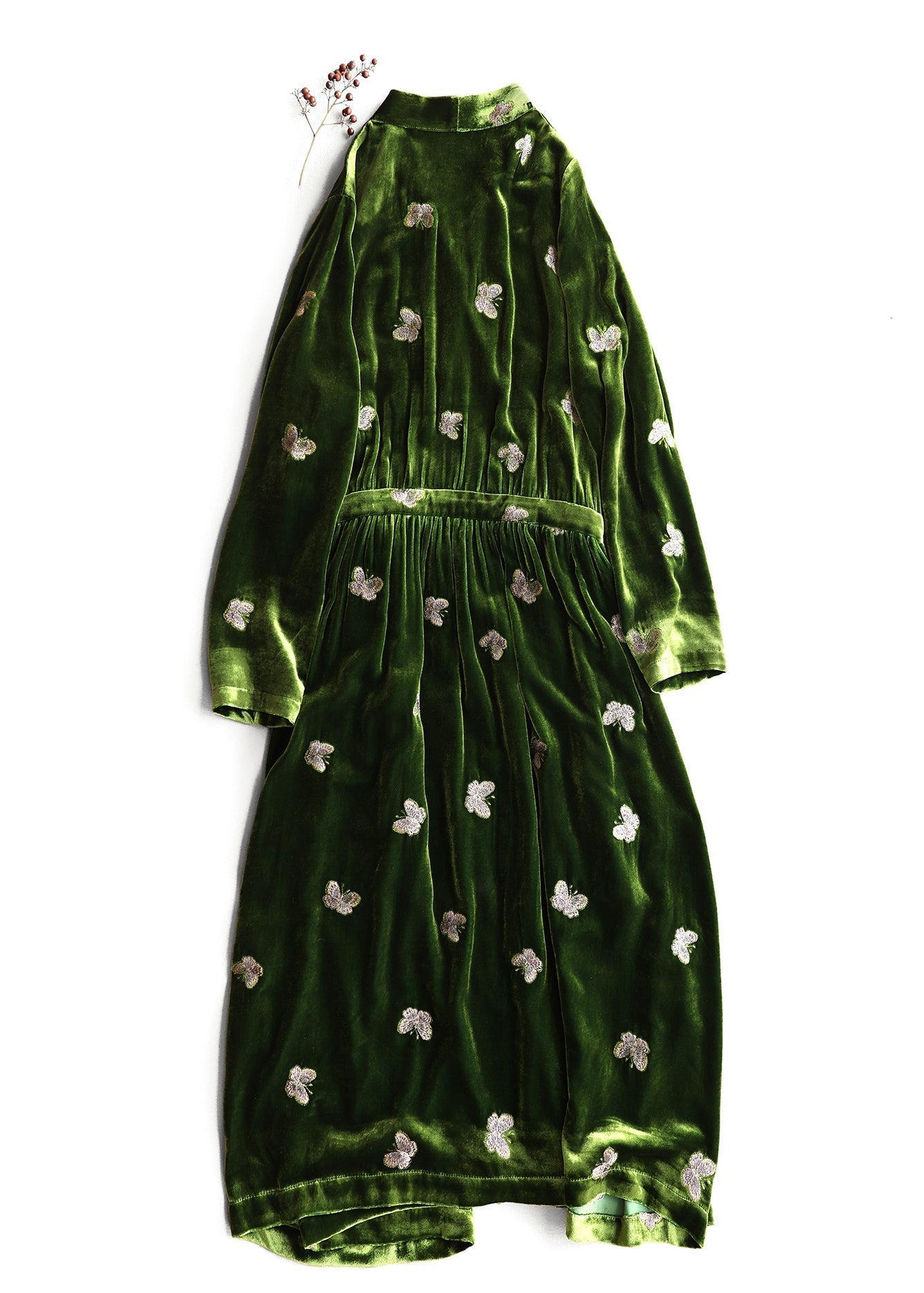 A Vintage Style Dress with Delicate Timeless Details