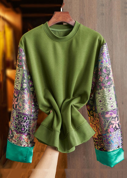 Beautifully Finished Top in a Timeless Design