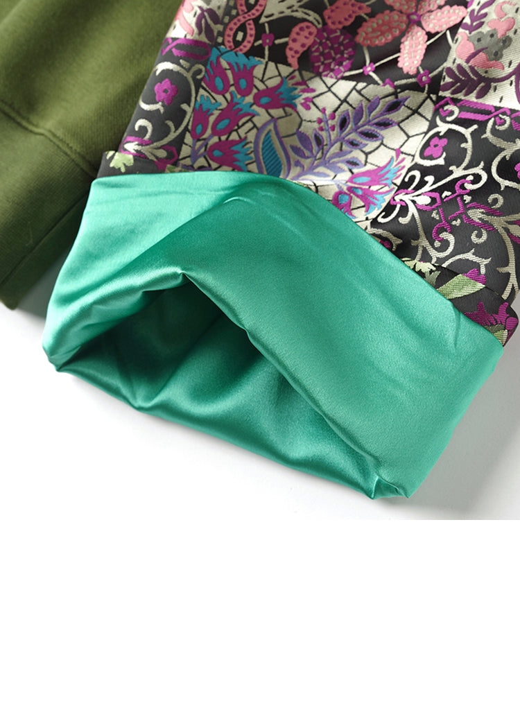 Beautifully Finished Top in a Timeless Design