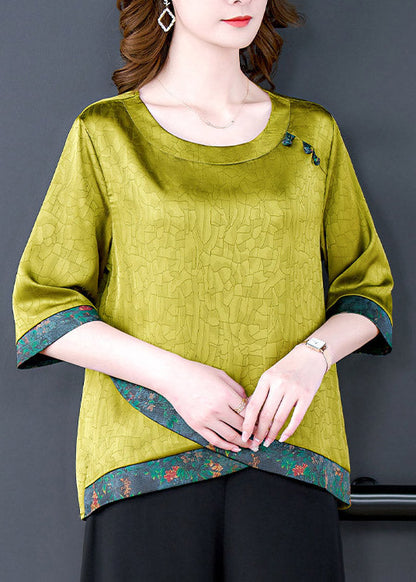 Beautifully Finished Top in a Timeless Design