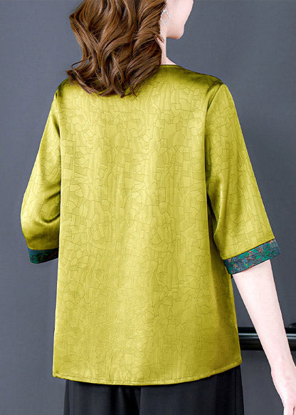 Beautifully Finished Top in a Timeless Design