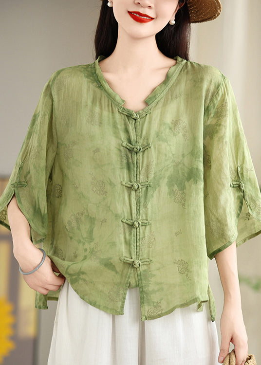 Sophisticated Shirt with a Clean Classic Look