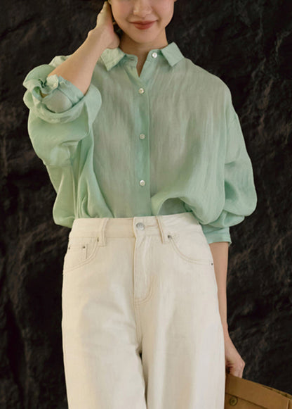 Effortlessly Elegant Shirt with a Timeless Design