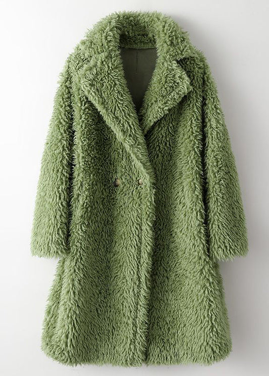 Classic Vintage Coat with a Flattering Fit