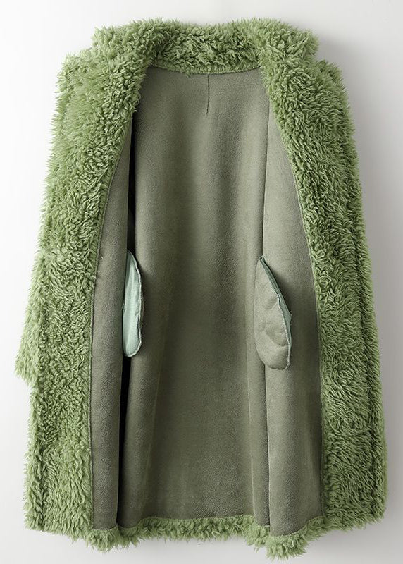 Classic Vintage Coat with a Flattering Fit