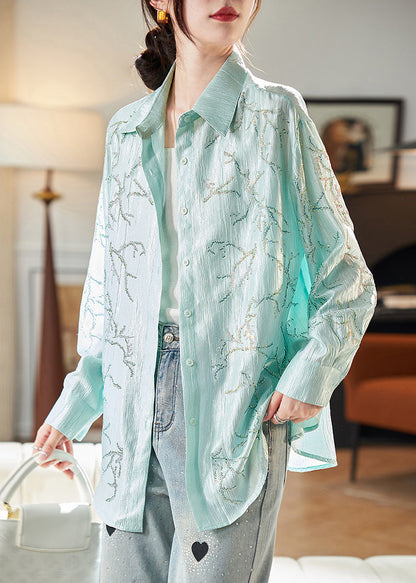 Beautifully Finished Blouse in a Timeless Design