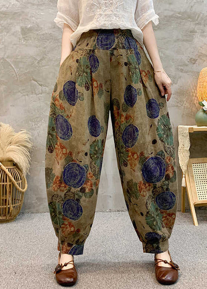 A Vintage Style Pants with Delicate Timeless Details