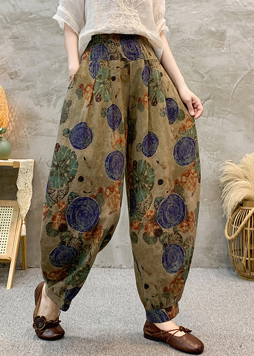 A Vintage Style Pants with Delicate Timeless Details