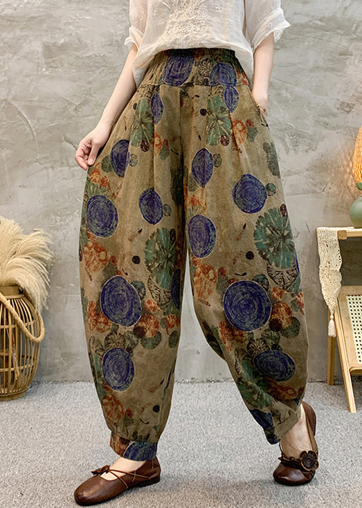 A Vintage Style Pants with Delicate Timeless Details