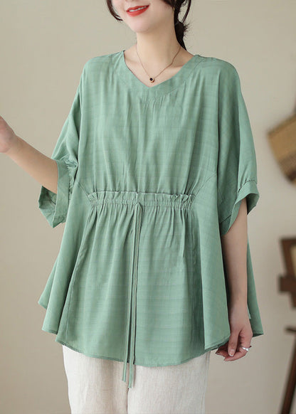 Classic Vintage Shirt with a Flattering Fit