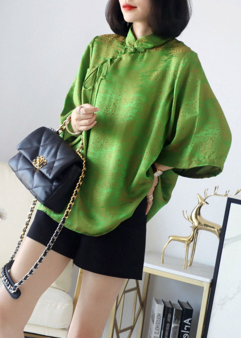 Sophisticated Top with a Clean Classic Look