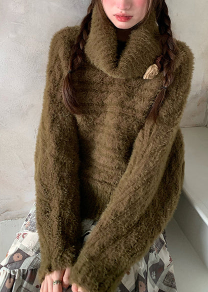 Gracefully Styled Sweater for Any Occasion