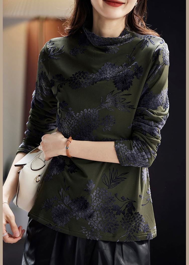 Polished Top with an Effortless Classic Look