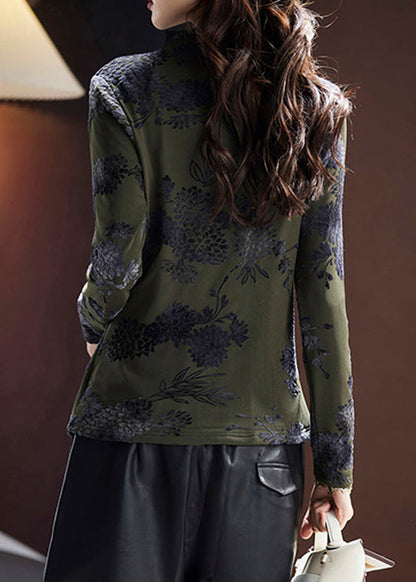 Polished Top with an Effortless Classic Look