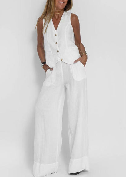 Elegantly Styled Pants for Everyday Wear