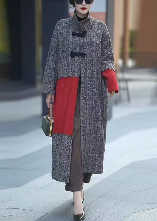 Well Tailored Coat with a Graceful Silhouette