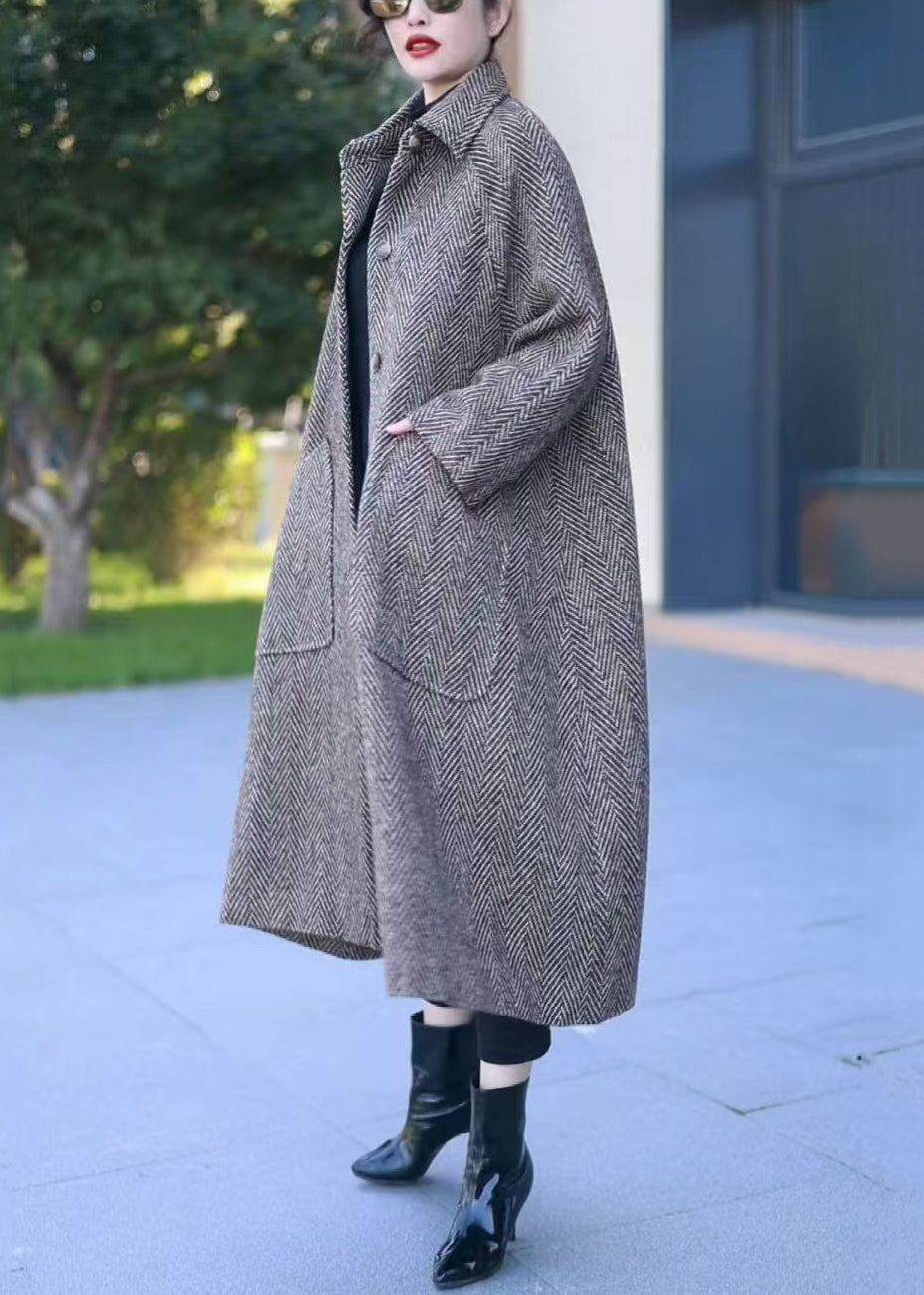 Elegantly Styled Coat for Everyday Wear