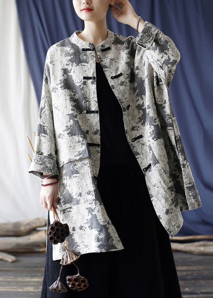 Elegantly Styled Coat for Everyday Wear