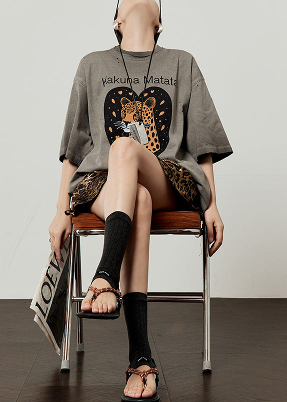 A Vintage Style Shirt with Delicate Timeless Details