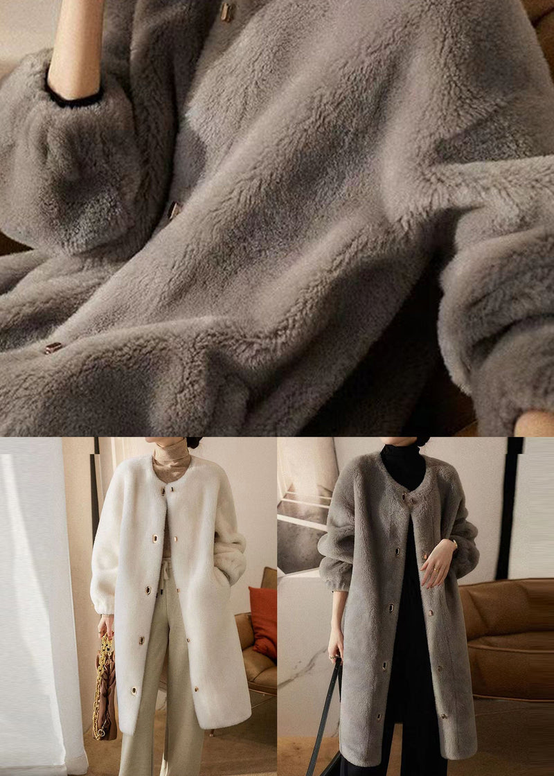 Sophisticated Coat with a Clean Classic Look