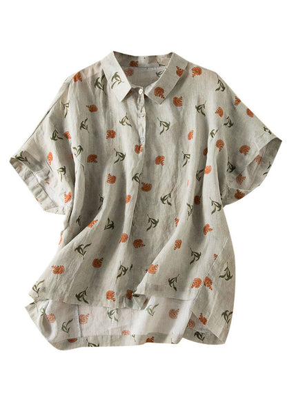 Classic Vintage Blouse with a Flattering Fit