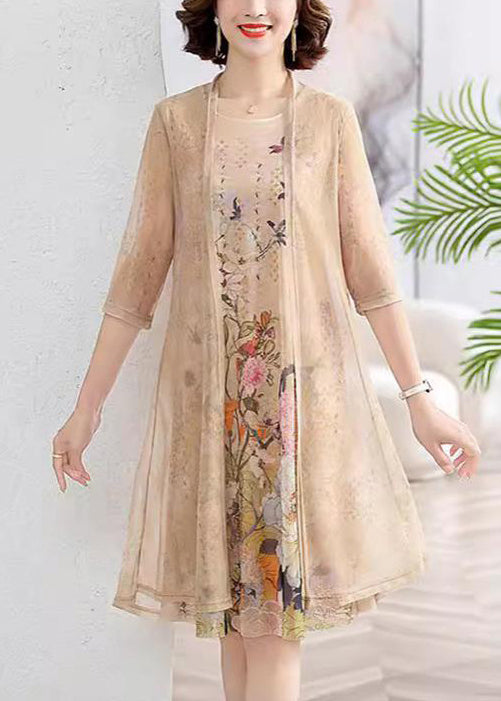 Well Tailored Cardigan with a Graceful Silhouette