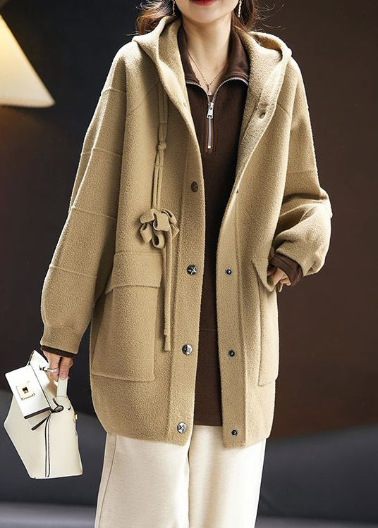 Gracefully Styled Coat for Any Occasion