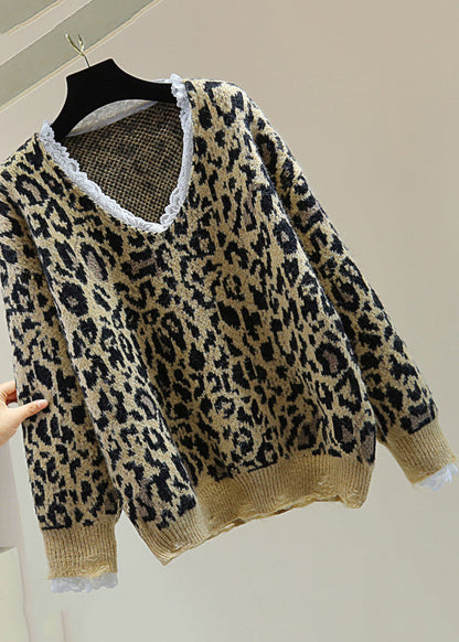 Elegantly Styled Sweater for Everyday Wear