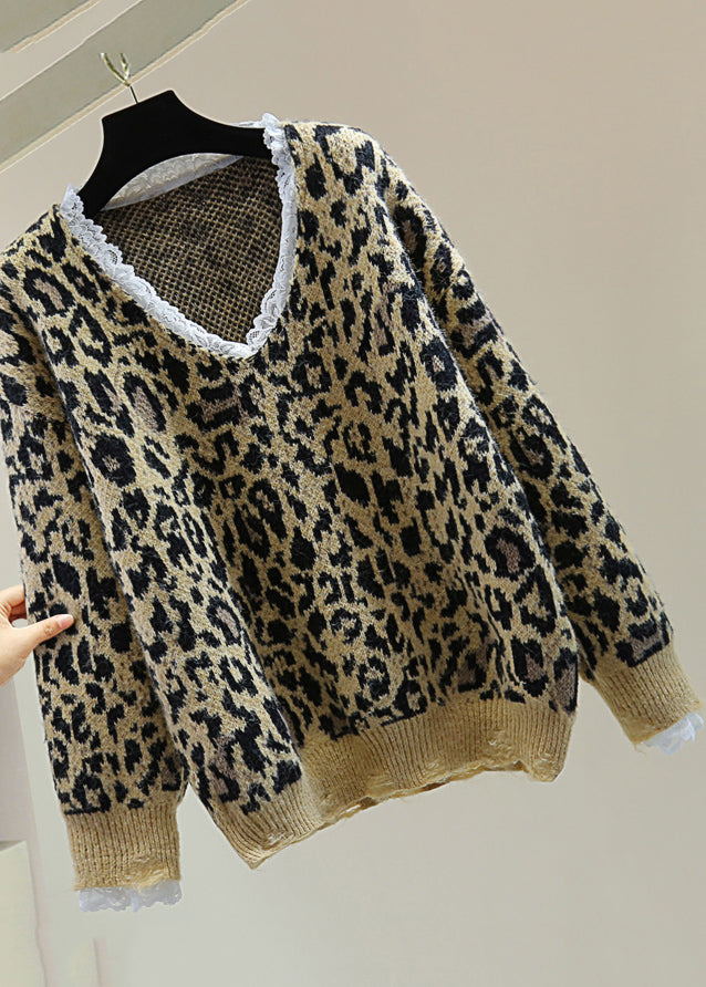 Elegantly Styled Sweater for Everyday Wear