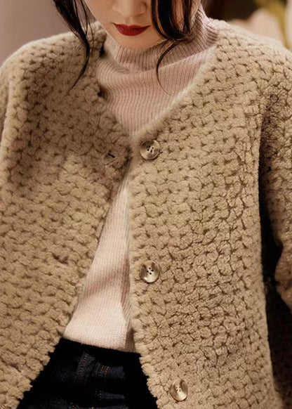 Effortlessly Elegant Coat with a Timeless Design