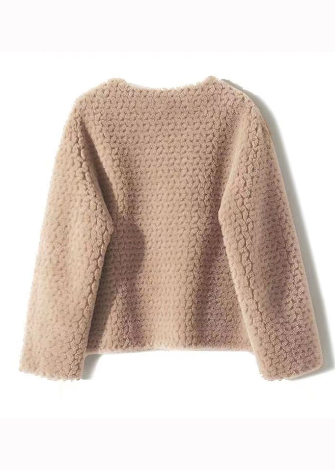 Effortlessly Elegant Coat with a Timeless Design