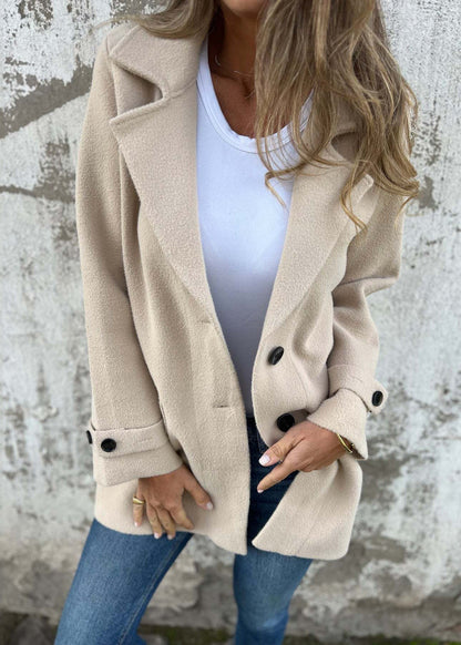 Elegantly Styled Coat for Everyday Wear
