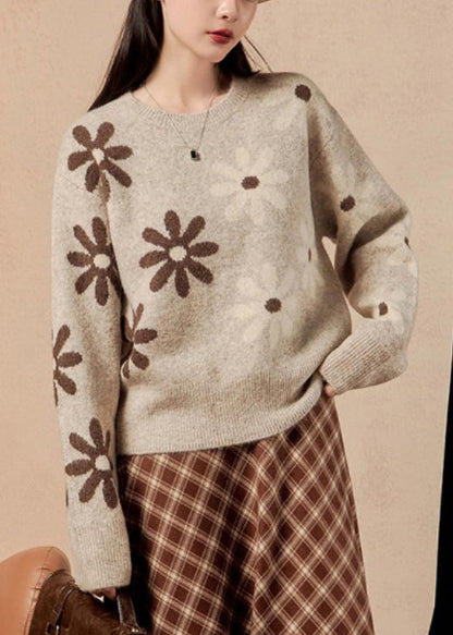Beautifully Finished Sweater in a Timeless Design