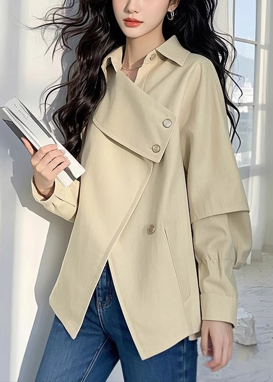 Sophisticated Coat with a Clean Classic Look