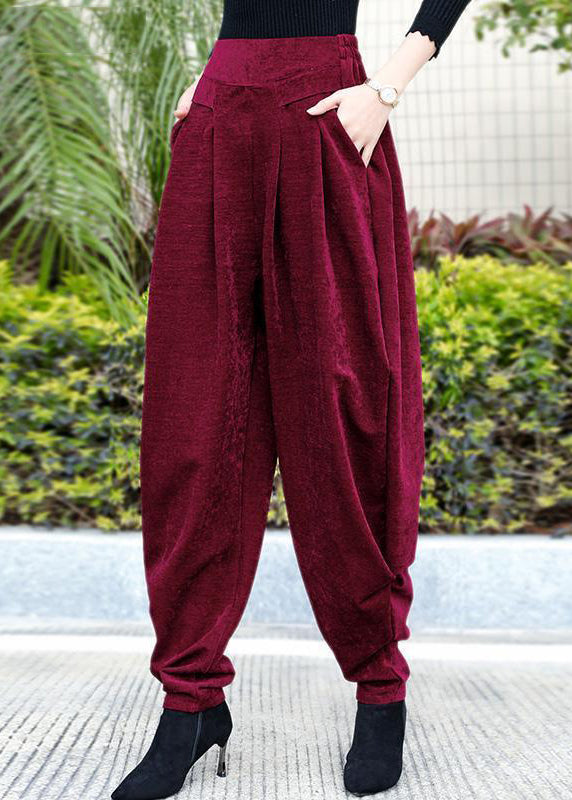 Well Tailored Pants with a Graceful Silhouette